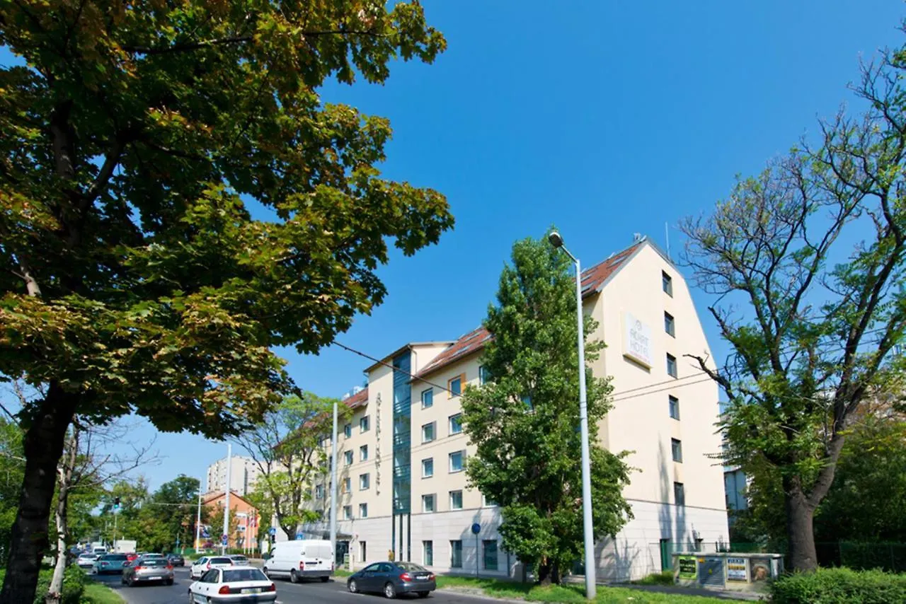 ****  Achat Hotel Budapest Hungary
