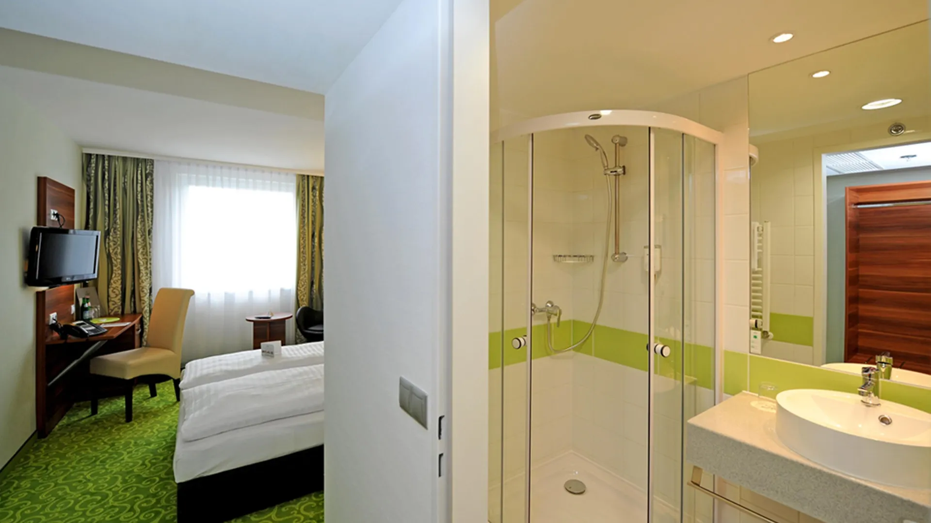 Achat Hotel Budapest 4*,  Hungary